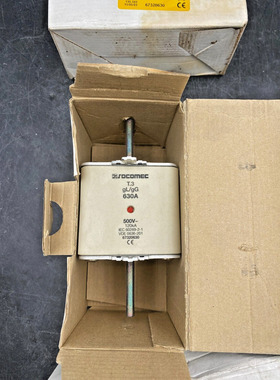 1 pc x SOCOMEC 67320630 FUSIBLE HPC TAILLE 3 630A 500V