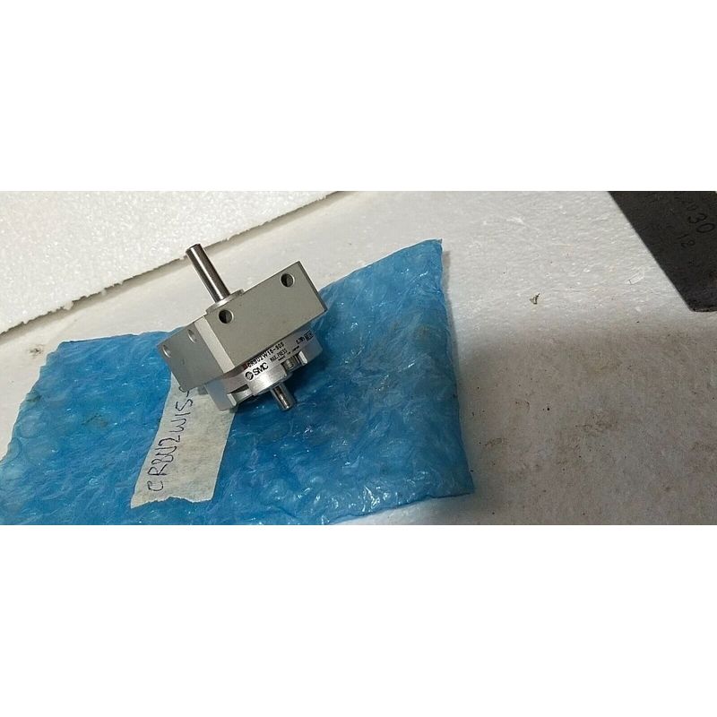 SMC CRBU2W15-90S 旋转致动器 0.7MPa 传感器发射器控制器仪表
