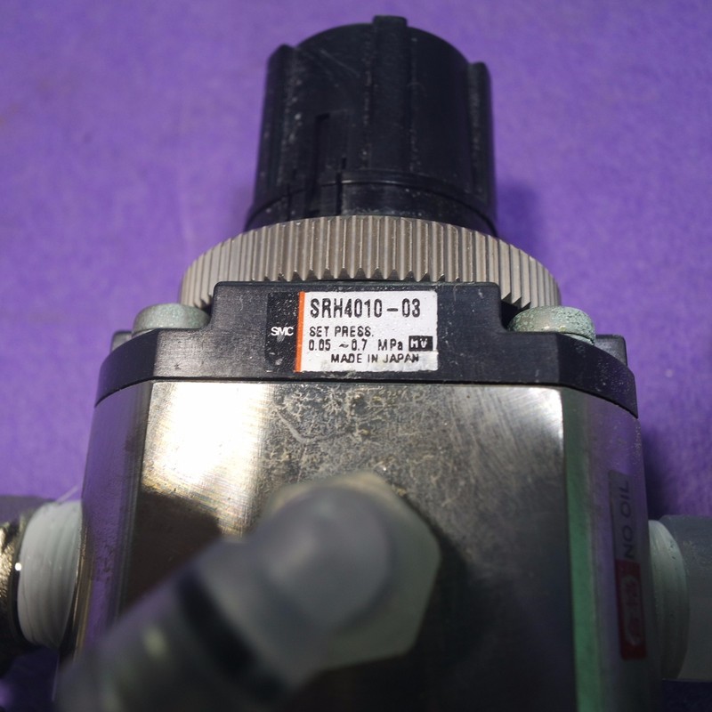 SMC SRH4010-03 调节器,二手