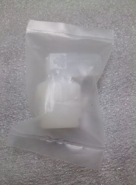 AMAT 3300-03956 FTG,TBG ADPTR EL 3/8T X 1/4 MNPT PFA,全新