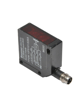 BAUMER photoelectric sensor FPDM 12P5101/S35A, FPDM12P5101/S