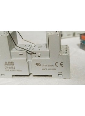 ABB CR-M4SS 插座 14 针 Flate Din 导轨安装 7A 250V 控制器发射