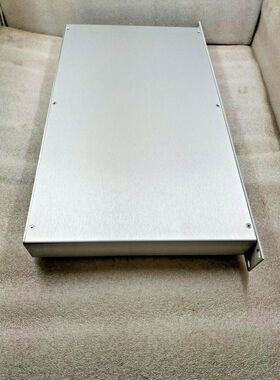 RS 224-206 机架安装盒 1U 19 英寸 44X254 毫米