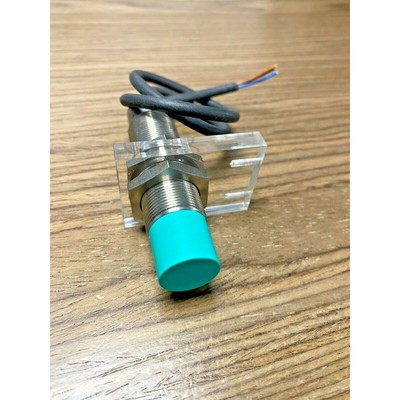 Détecteur capacitif CBN15-18GS75-E2-V1 Pepperl + Fuchs