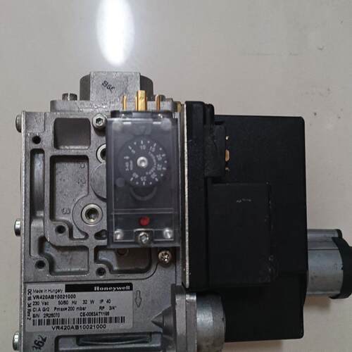 VR420AB10021000 燃气控制阀 工业燃烧设备配件议价维修