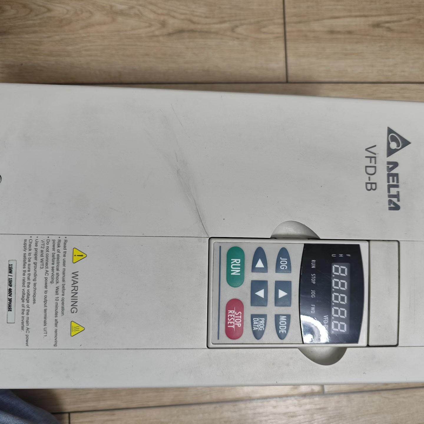 VFD110B43A 台达变频器 VFD-B系列三相工业调速器议价维修
