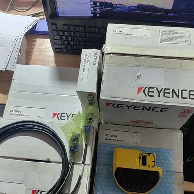 SZ-VH1 SZ-VSM SZ-VB03 SZ-VU04 SZ-VB21 工业传感器议价维修