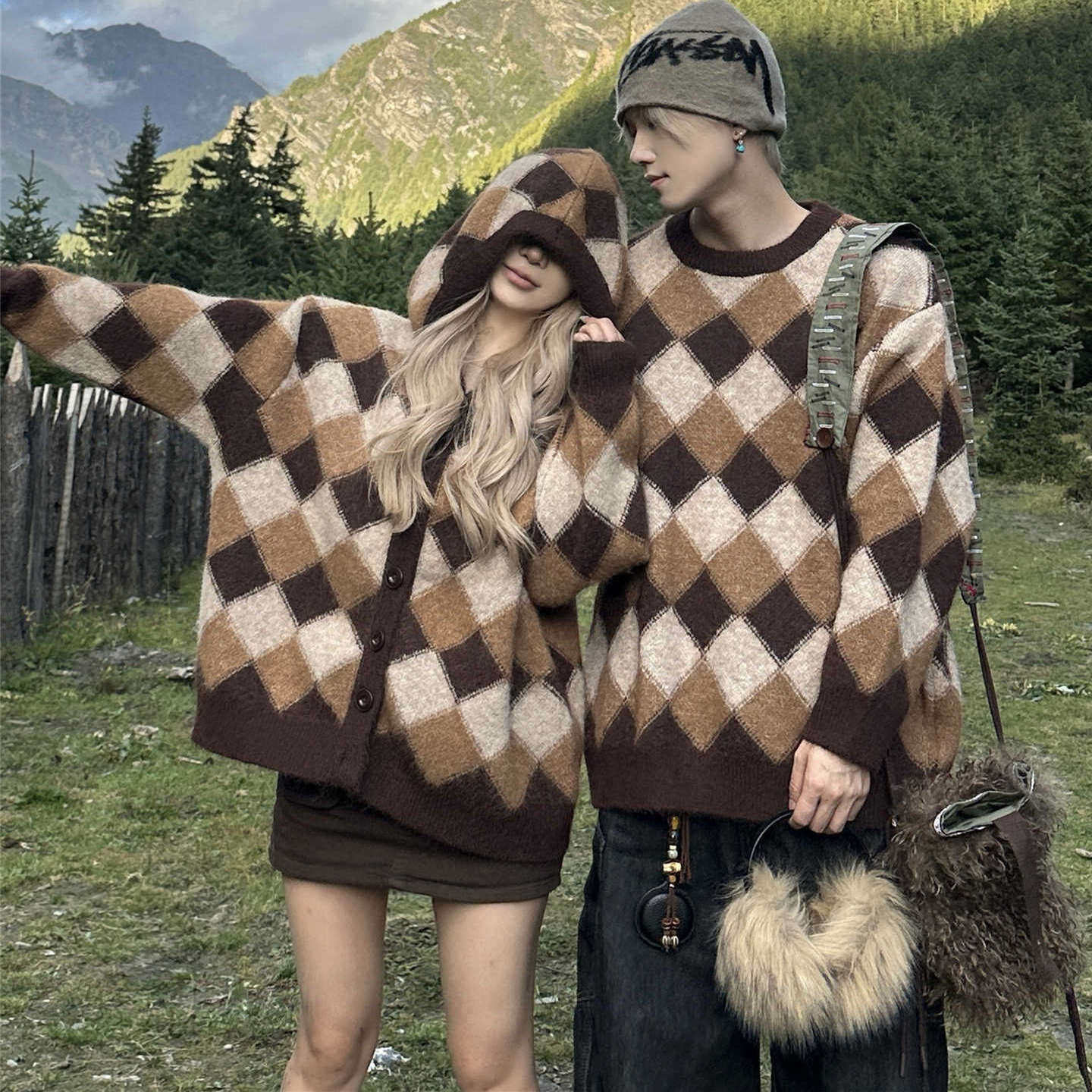 情侣装秋冬2025新款ins超火毛衣男女韩版宽松法式针织衫外套潮牌,女装/女士精品,毛衣,淘宝优惠券,粉丝福利购,淘宝优惠卷