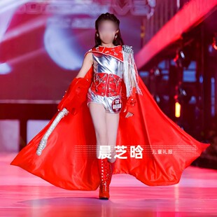 出租女童红色银色未来风科技感PK赛服复古港风模特走秀演出潮服