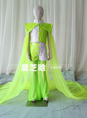 出租女童国潮复古荧光绿色VK主题PK服模特走秀潮服车模演出礼服