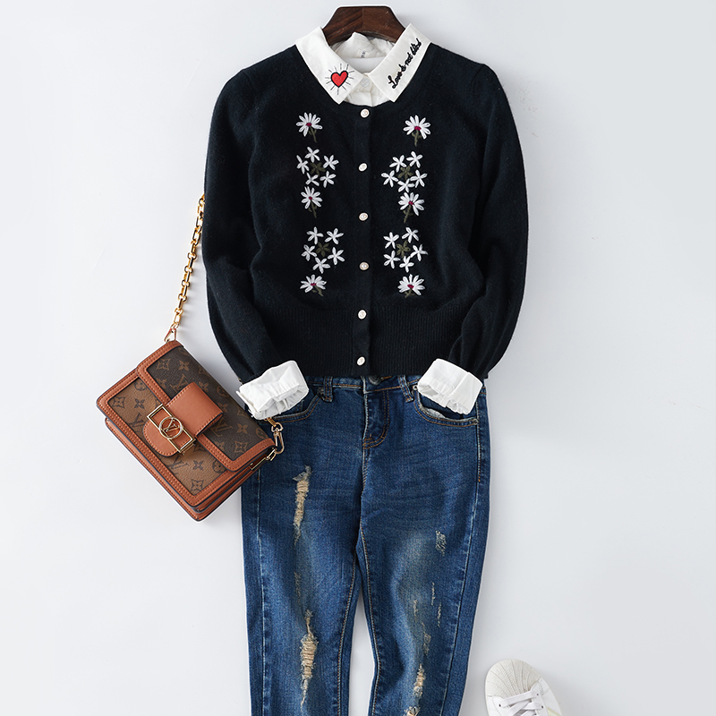 伊洛雅斯长袖绣花圆领山羊绒开衫