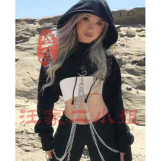 哥特风抖音同款短款卫衣朋克铁链ins女装带帽子超短长袖披肩露脐