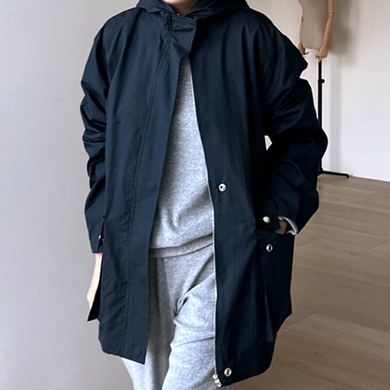 长袖连帽中长纯色防泼水风衣外套