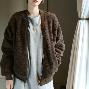 D17韩国女装 女夹克外套棒球服保暖羊羔绒休闲 新宽松简约秋冬长袖