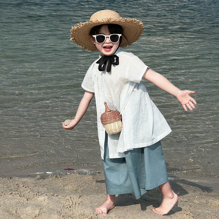 2024韩版夏季女童蓝色条纹大摆连衣裙中小童叠穿衬衫裙海滩度假风