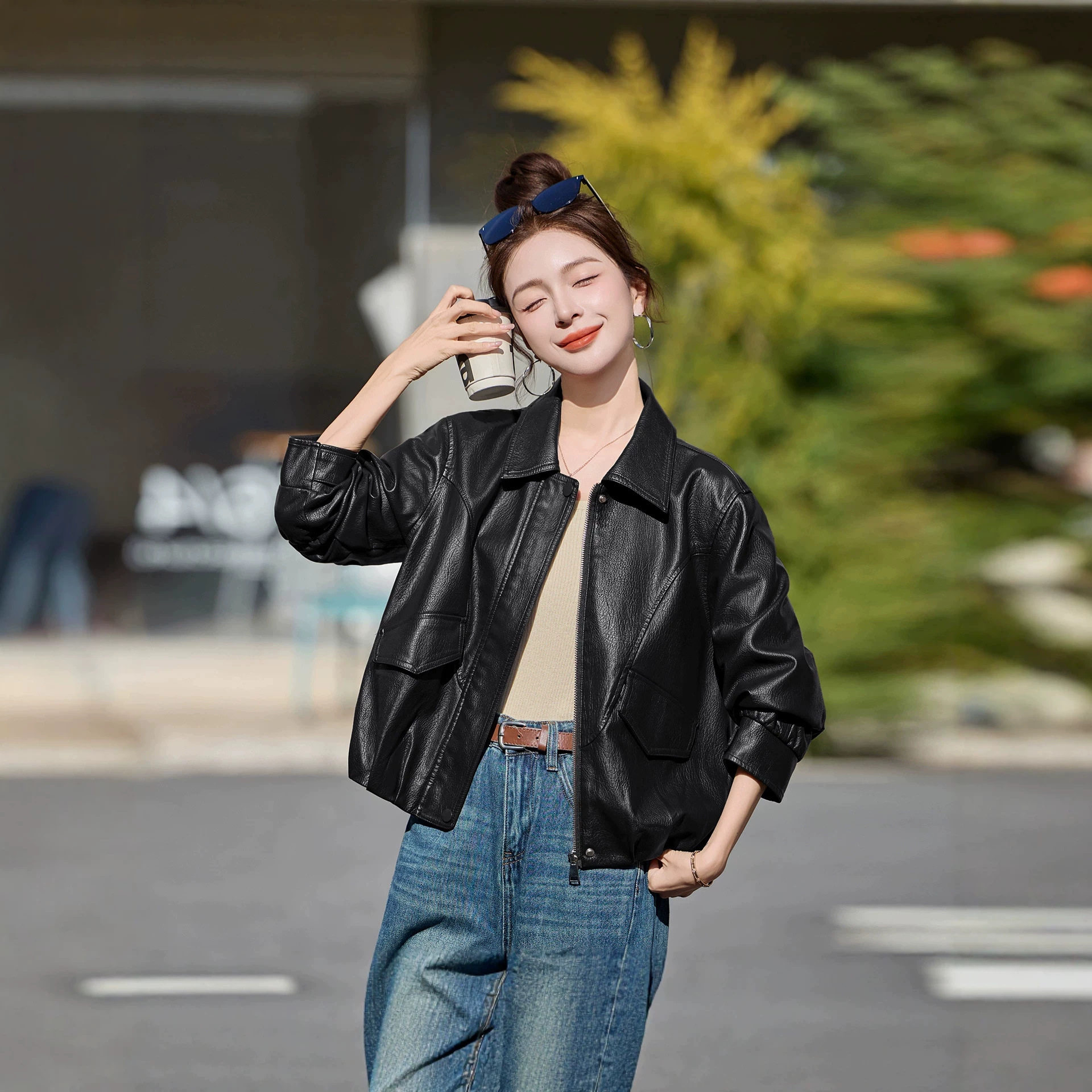 春秋女短款洋气翻领皮夹克