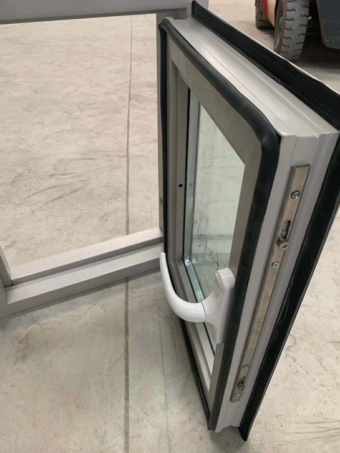 盛泰防火窗批发防火玻璃