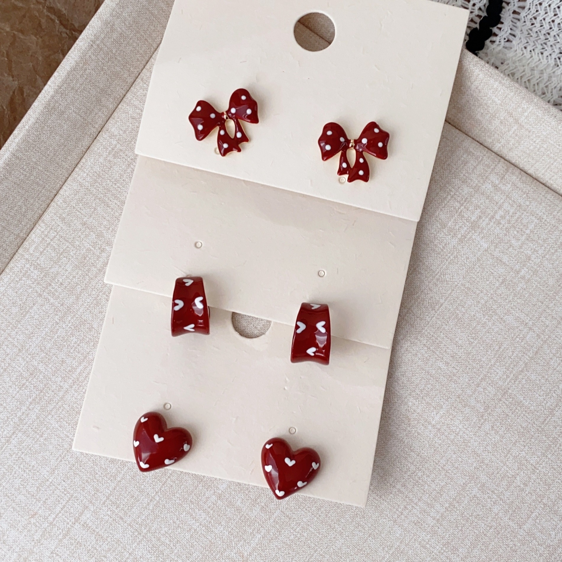 红色爱心蝴蝶结耳钉秋冬氛围感女