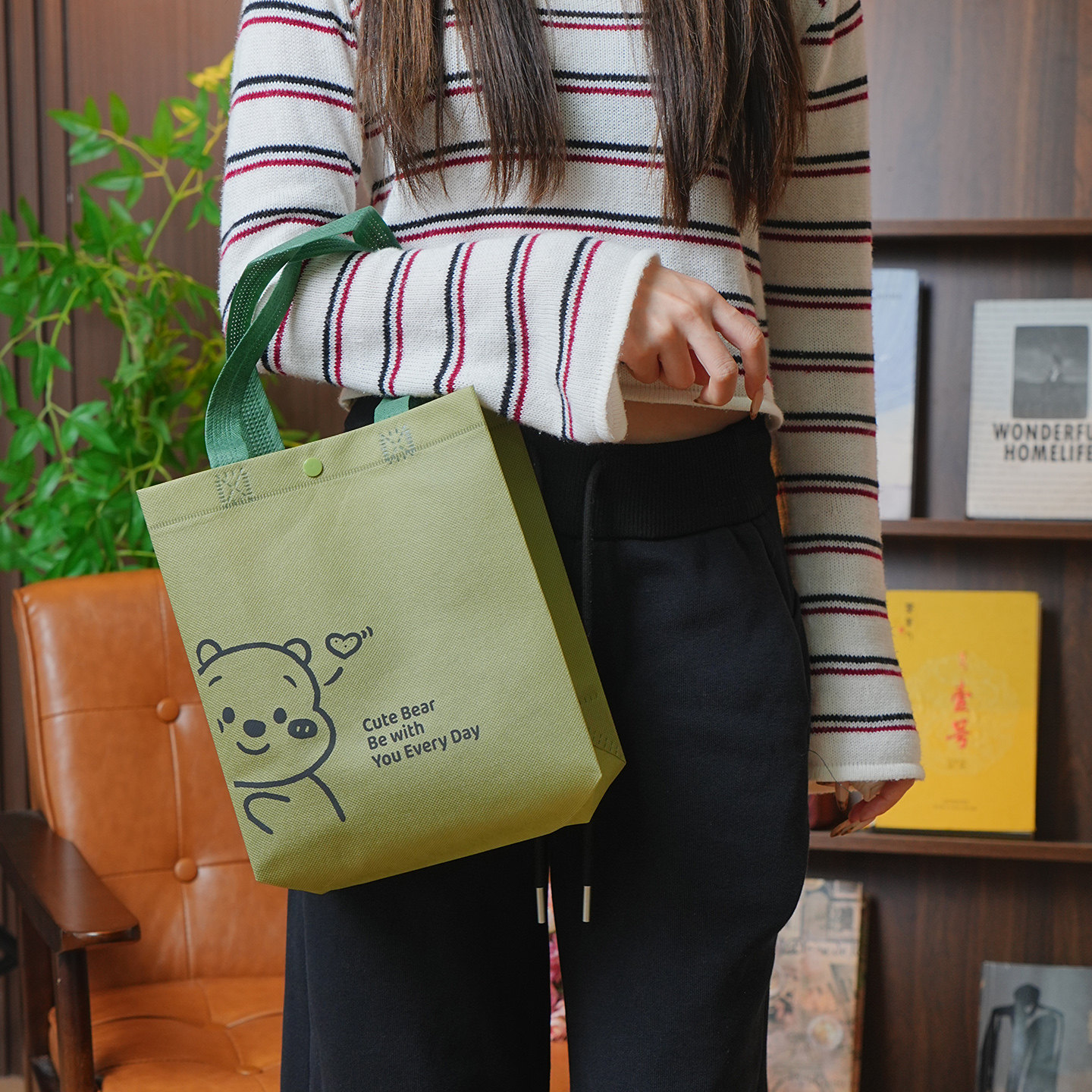 网红服装店暗扣无纺布手提袋定制衣服礼品包装袋女装购物手提袋子