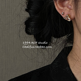 柴夫工作室 INS风几何方块超闪锆石耳钉立体精致通勤耳环 R883