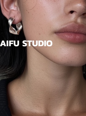 柴夫工作室/R123 日韩极简小众麻花缠绕设计感耳钉精致小巧耳环