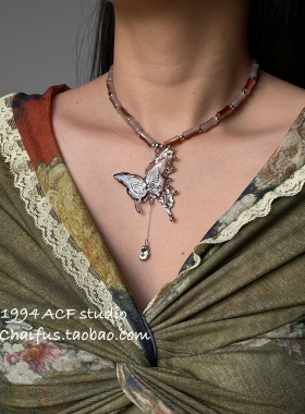 新中式甜酷竹节拼接蝴蝶项链