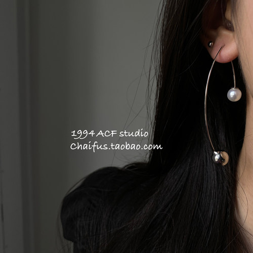 韩系极简线条感珍珠耳钉