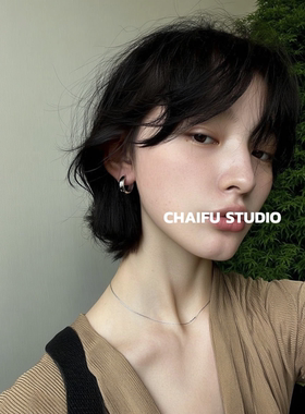 柴夫工作室/E155 日韩风极简百搭素金小耳扣复古光面百搭通勤耳环