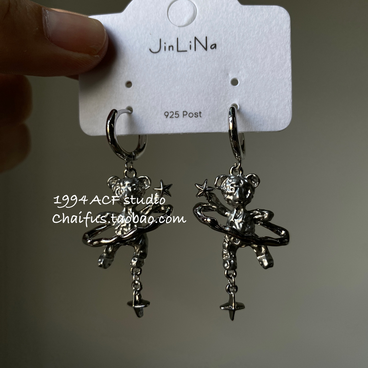 ins甜酷轻奢熔岩环绕小熊耳扣