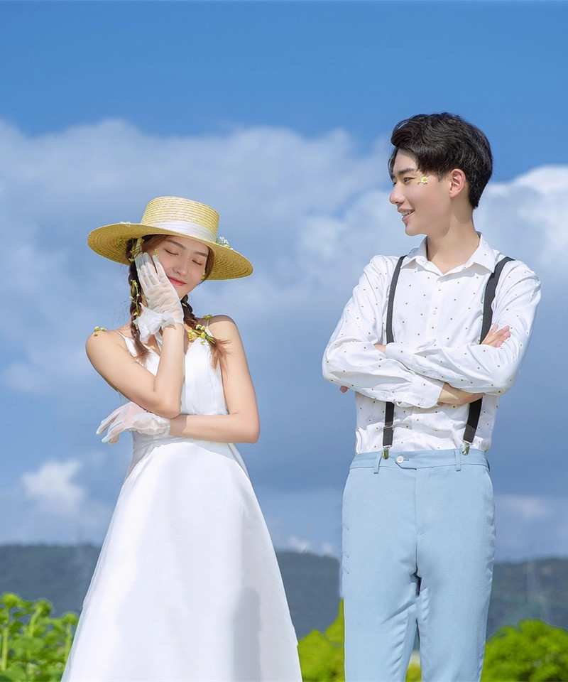 V领显瘦领证登记旅拍小白裙