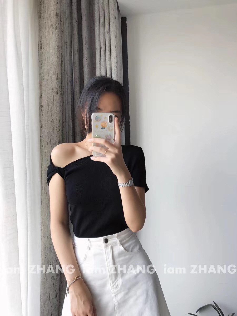 夏季韩版设计感小众扭结露肩一字领短袖针织衫女修身显瘦上衣