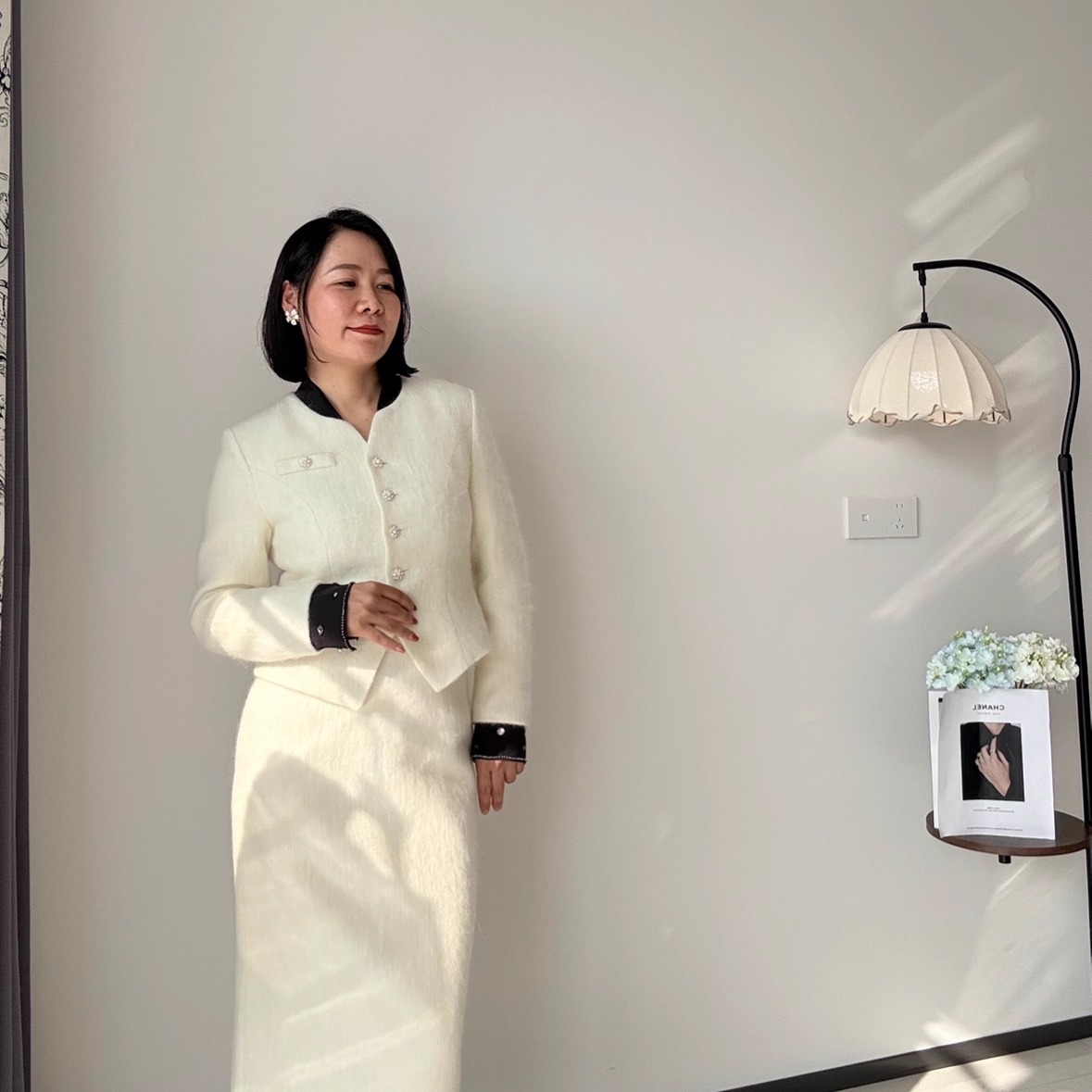 鹅绒内胆小香风短外套