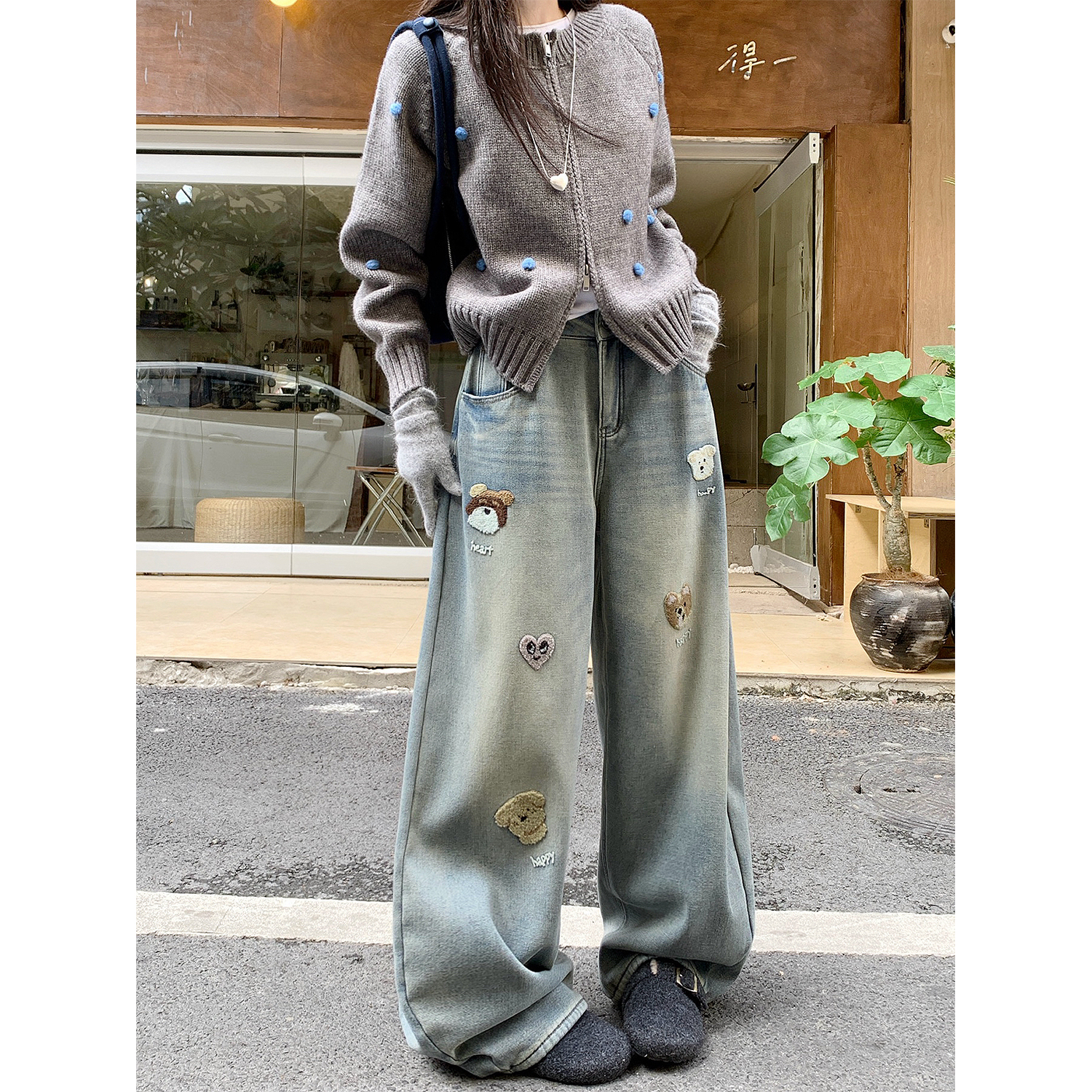 大码女装绝美小狗刺绣牛仔裤胖mm秋冬加绒美式复古宽松直筒阔腿裤