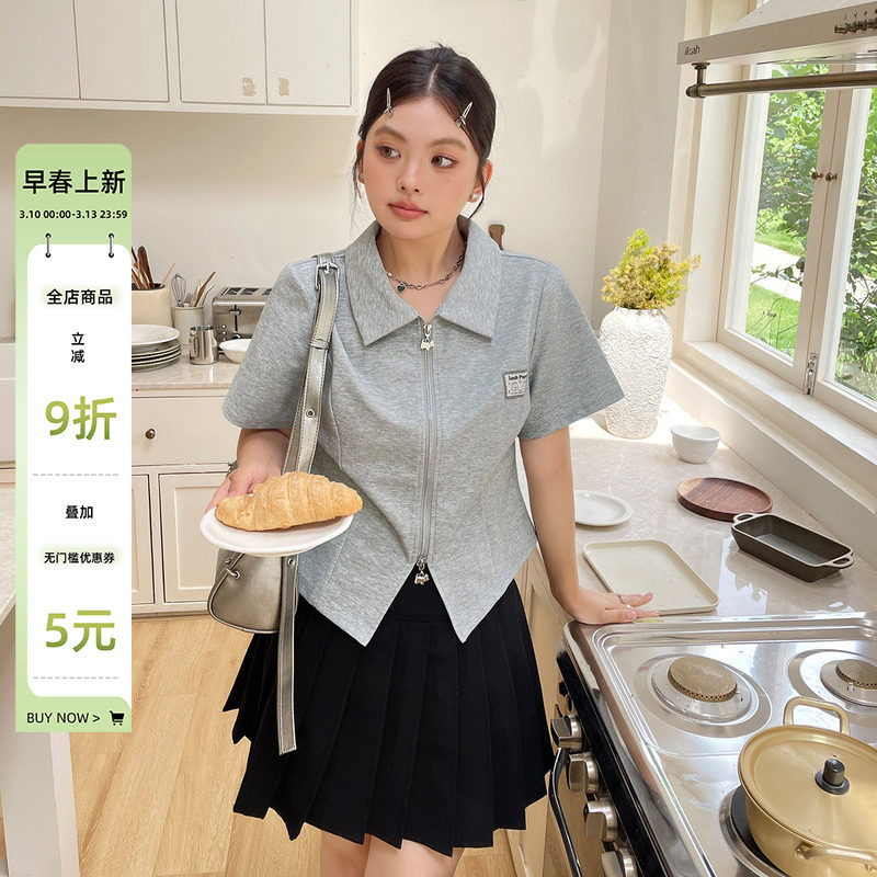 大码立体裁剪收腰巨显瘦拉链polo领上衣2026夏季新款正肩开叉短袖