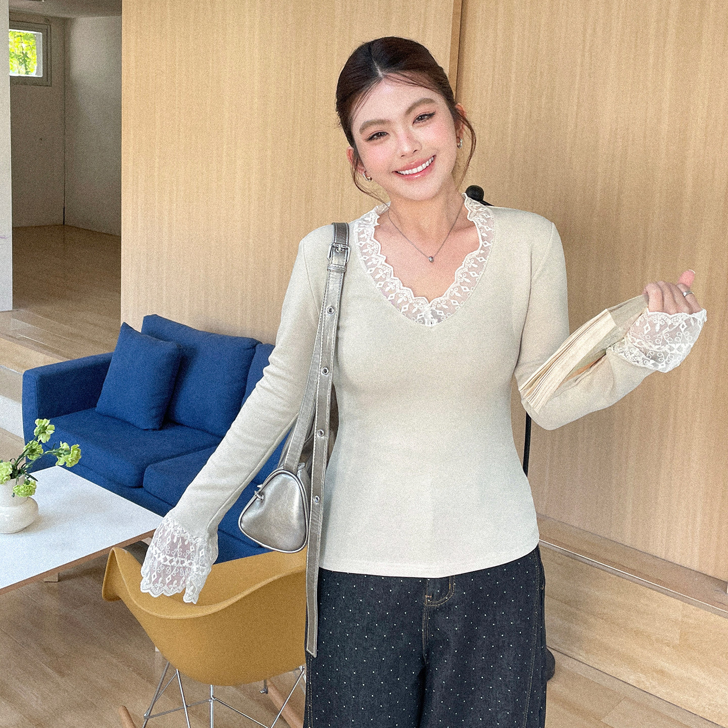 小草家微胖定制绝美漂亮巨显瘦女士上衣春季大码韩系蕾丝长袖t恤