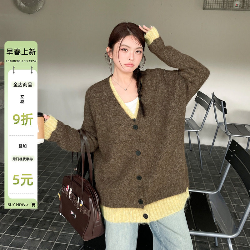 微胖mm韩系撞色假两件针织衫上衣大码2025年巨好看的冬装毛衣外套