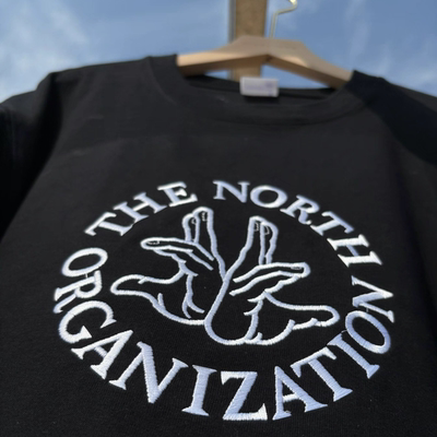 龙胆紫 THE NORTH ORGANIZATION 刺绣短袖 平民组织说唱周边 T 恤