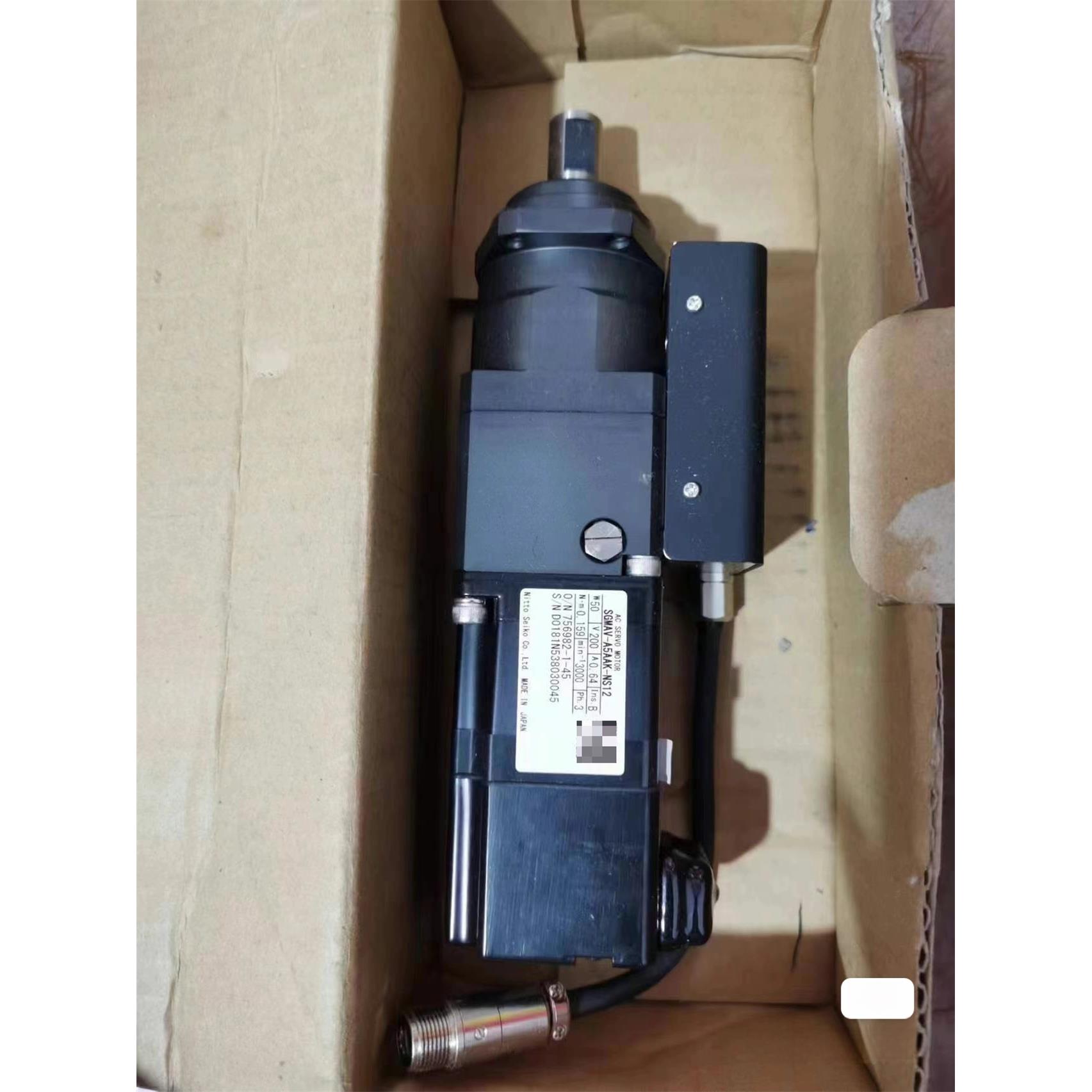 安川伺服电机SGMAV-C2AAK-NS12 01 SGMJV-C2A2A A5AAK 02ANA-YR13