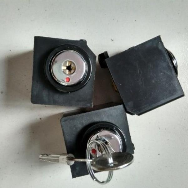 RMW1 CDW1 CW1 NA1 DW45万能式断路器 固定锁 三锁两钥匙