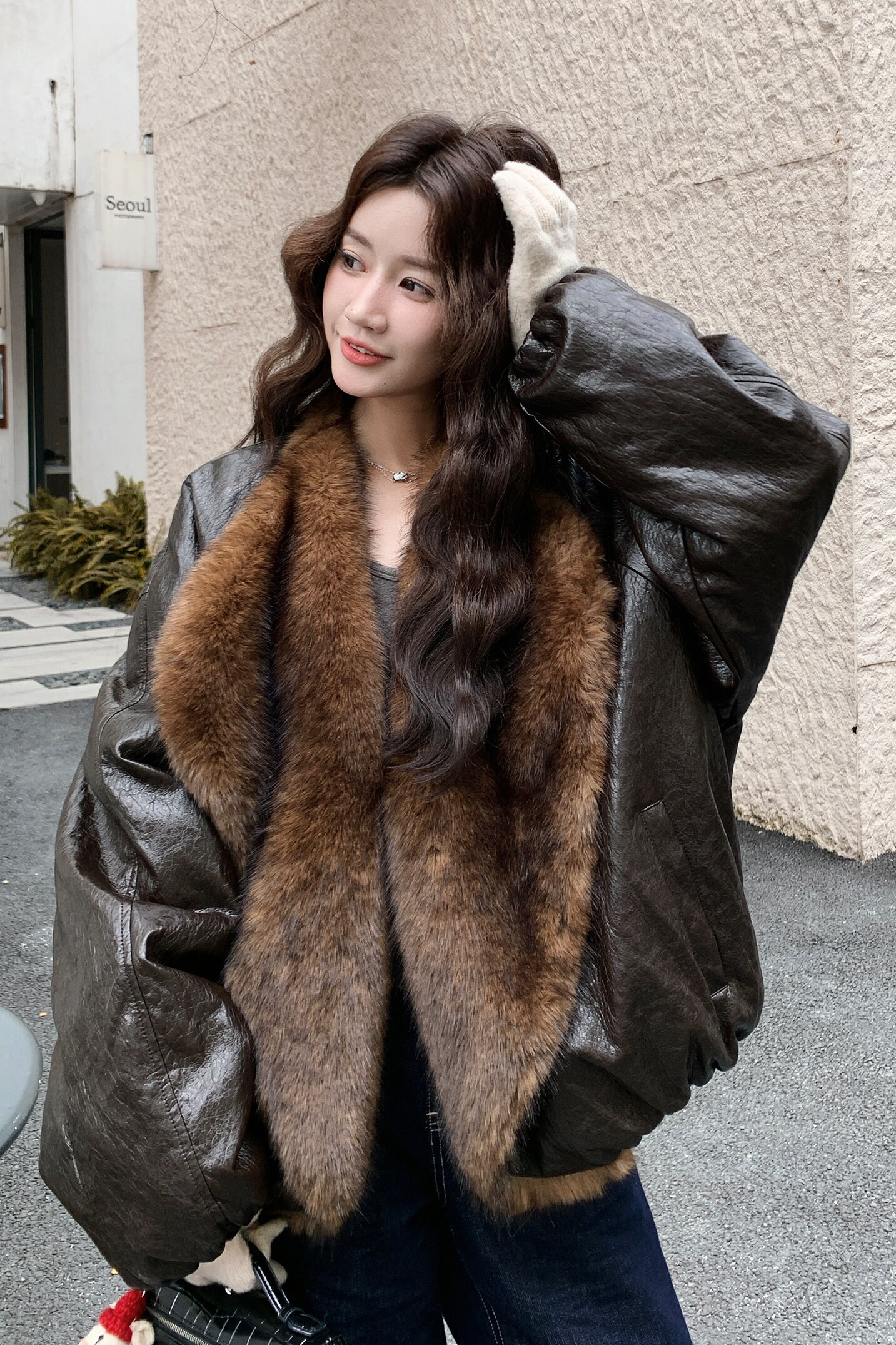 2025新款冬装皮毛拼接毛内胆派克出货C305P225K338,女装短外套,2C103