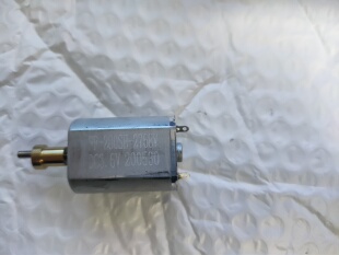 通用国内电动理发器马达3.6V电机280SH-2768v剃头刀电池配件机芯