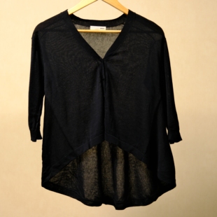 日本原单黑色V领中袖不规则下摆针织开衫休闲设计款