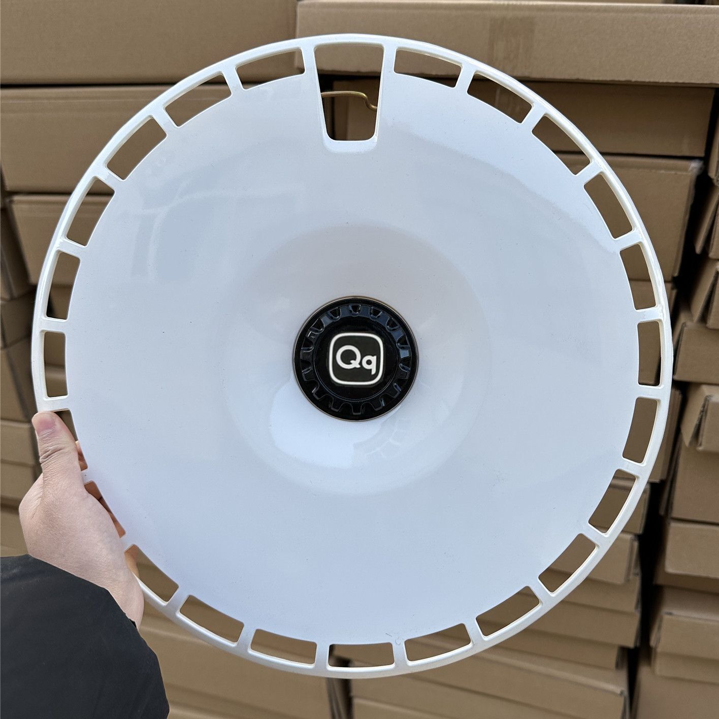 奇瑞qq冰淇淋二代桃欢喜轮毂盖钢圈装饰罩 新能源电动汽车轮毂罩