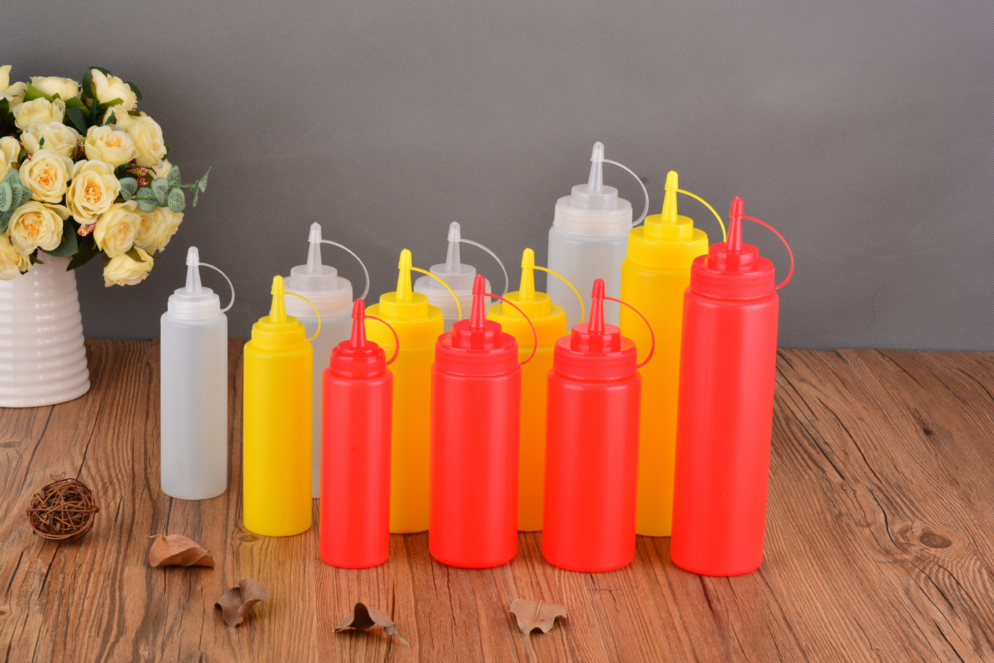 塑料酱汁瓶 沙拉挤酱瓶 果酱番茄酱巧克力挤压瓶 油壶裱花嘴防漏在类目 厨房/烹饪用具, 厨用小工具/厨房储物, 储物瓶罐/厨房储物器皿, 调味瓶罐中 - 来自Buy2taobao.com提供专业的淘宝代购服务