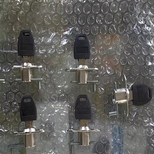 北京护栏窗专用纱窗锁 天津防护栏纱窗旋转锁 河北护栏拆卸纱窗锁