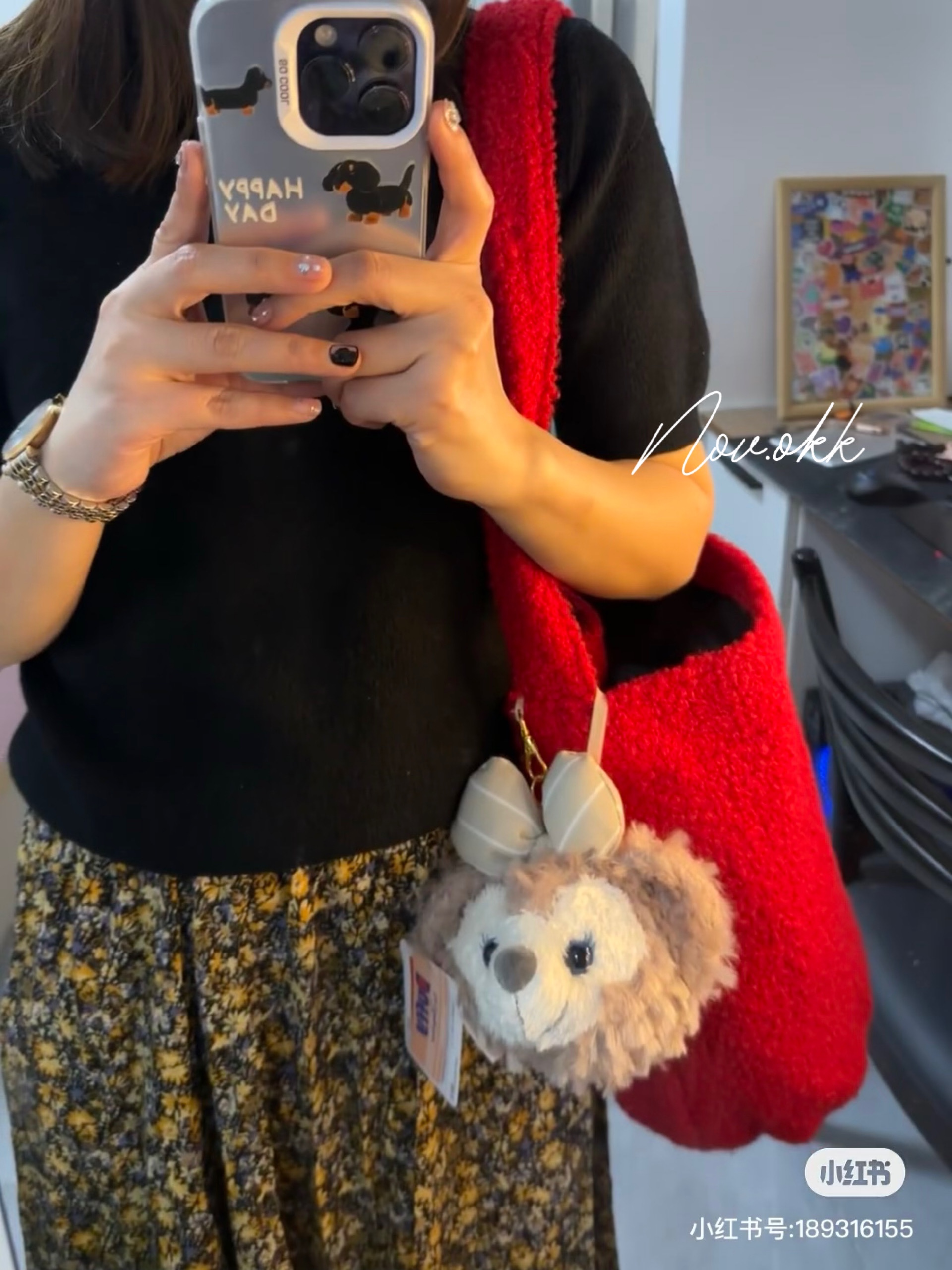 Nov.okk自制大容量水桶包韩国ins风简约红色大包包休闲斜挎包单肩