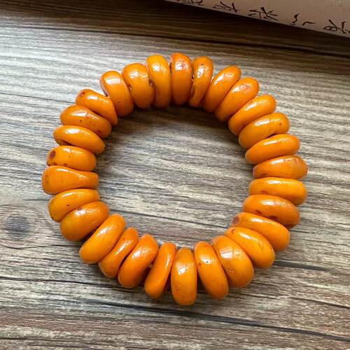 二代藏式老蜜蜡手串男树脂桶珠展