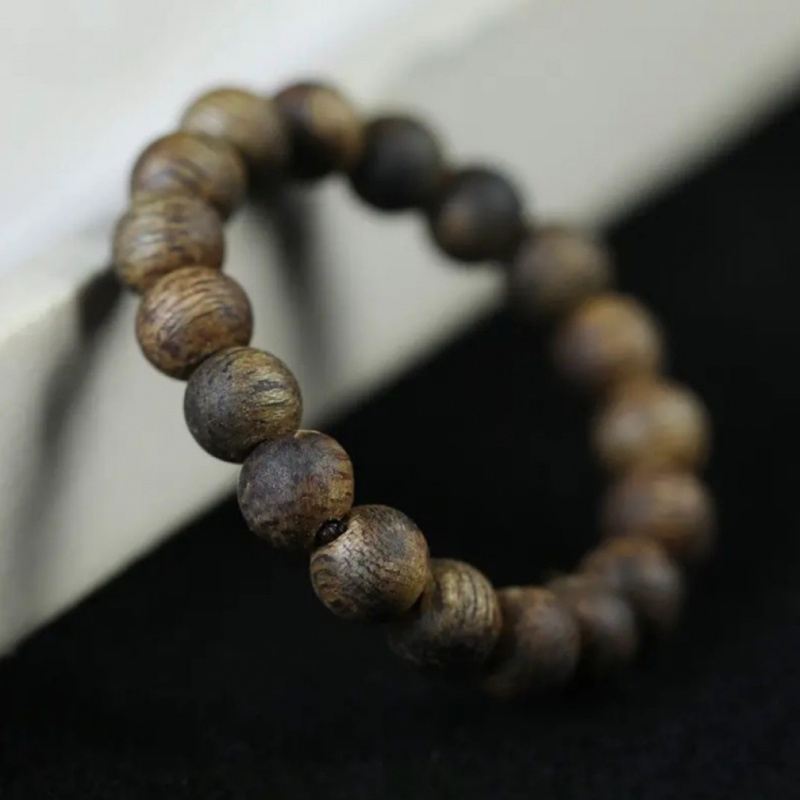 直播货源绿奇楠沉香戒指源头厂家