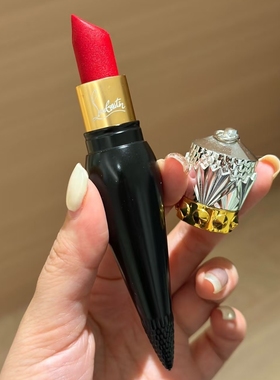 Christian Louboutin CL萝卜丁口红001M