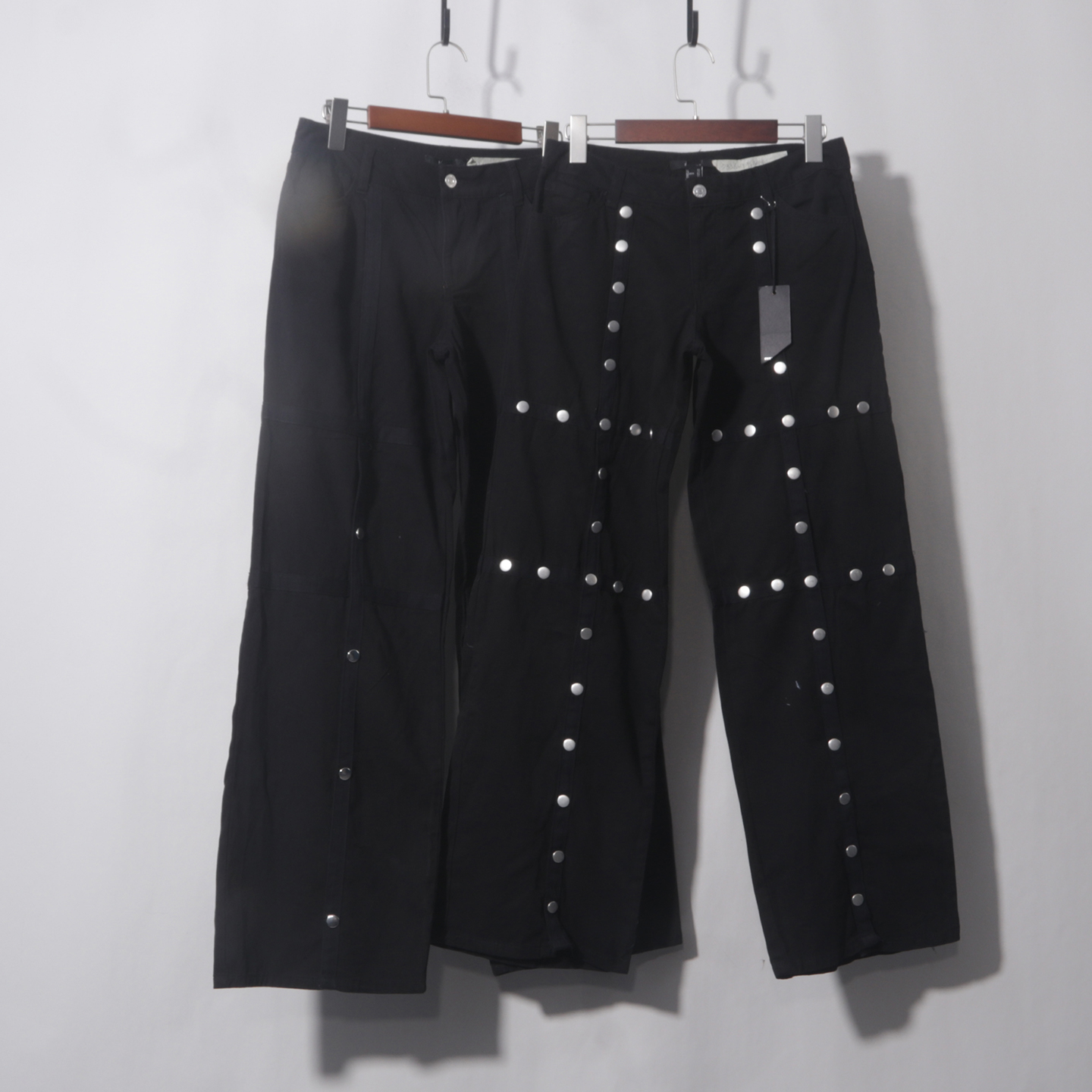 黑色铆钉阔腿裤街头复古装饰扣带个性阔腿百搭韩女休闲牛仔裤